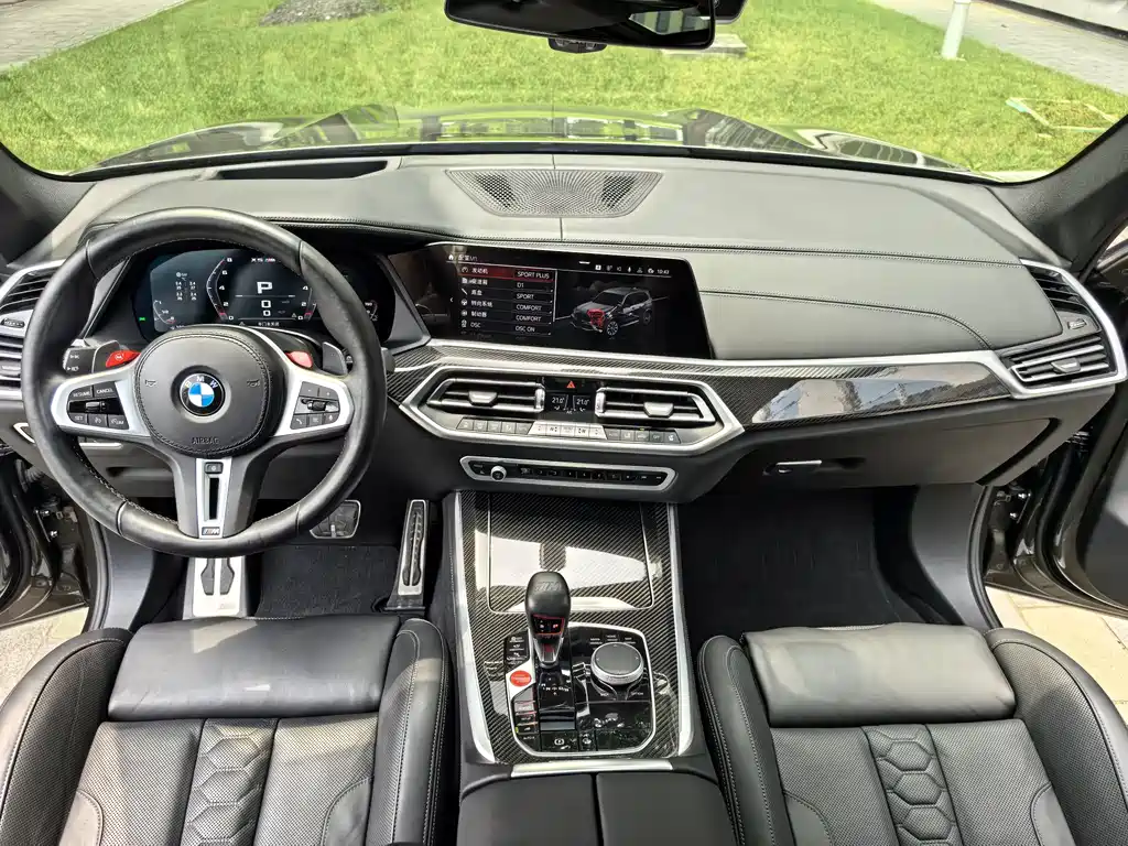 BMW X5 M 2023 — фото 19