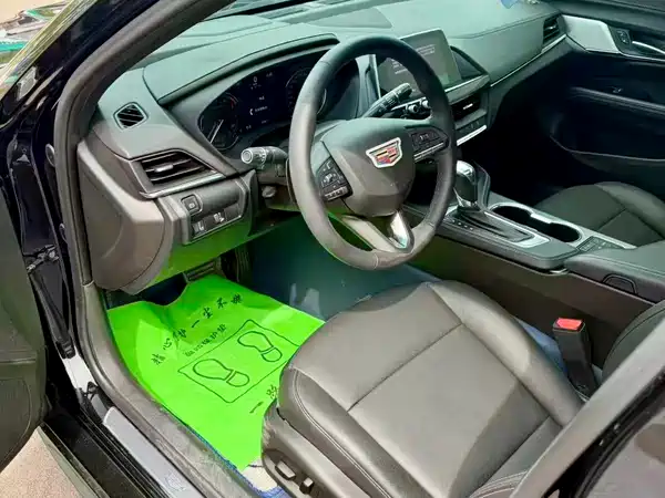 Cadillac CT4 2024
