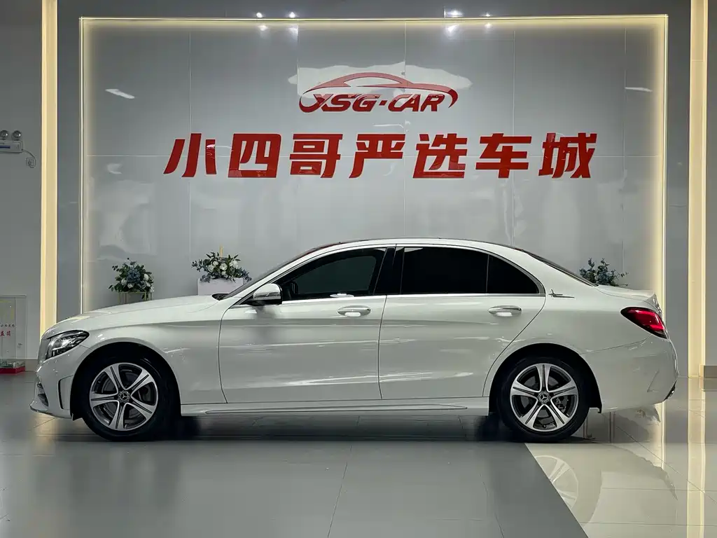 Mercedes-Benz C-Class 2019