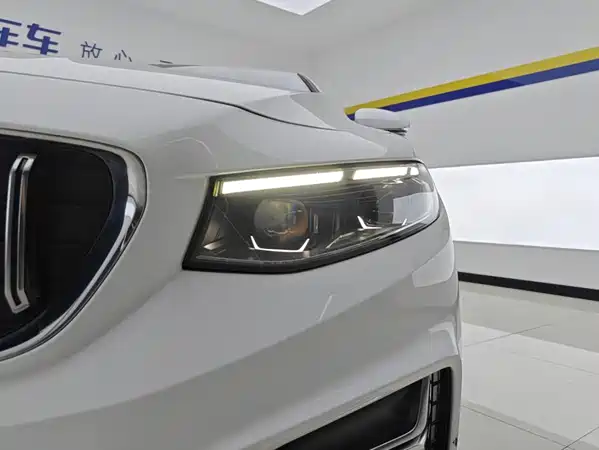 Geely Xingrui 2022