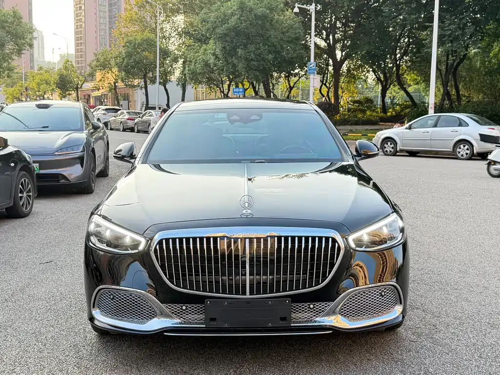 Mercedes-Benz Maybach S-Class 2024