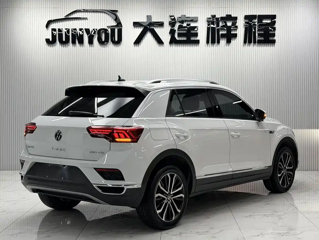 Volkswagen T-Roc 2023