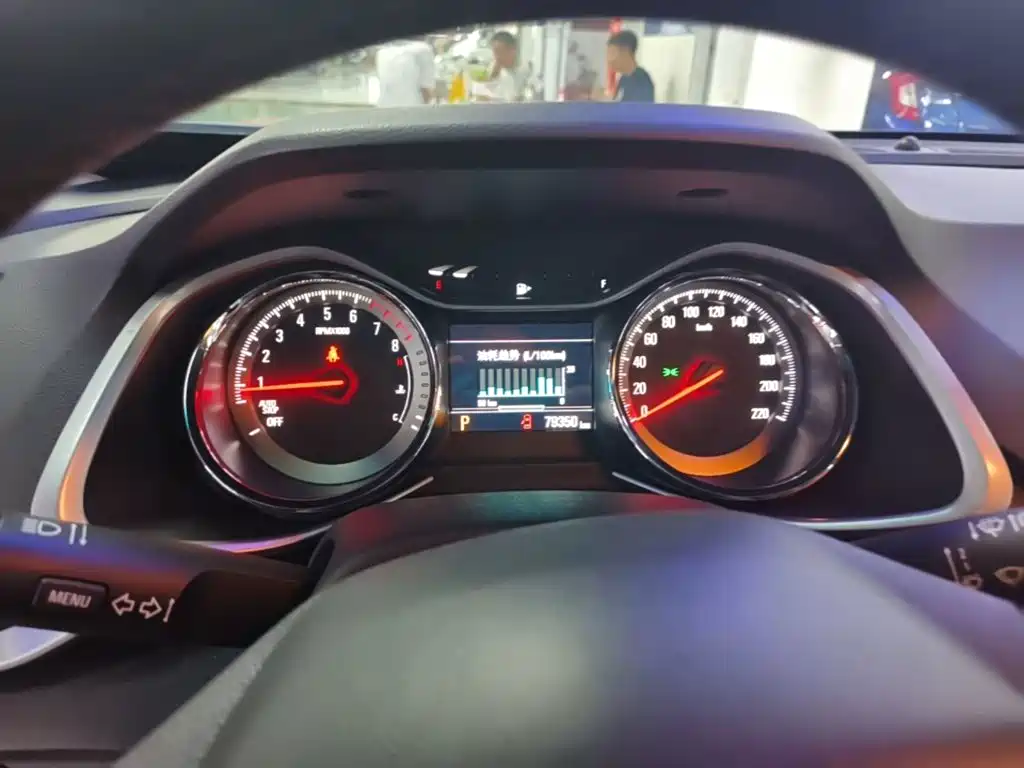 Chevrolet Orlando 2019 — фото 12