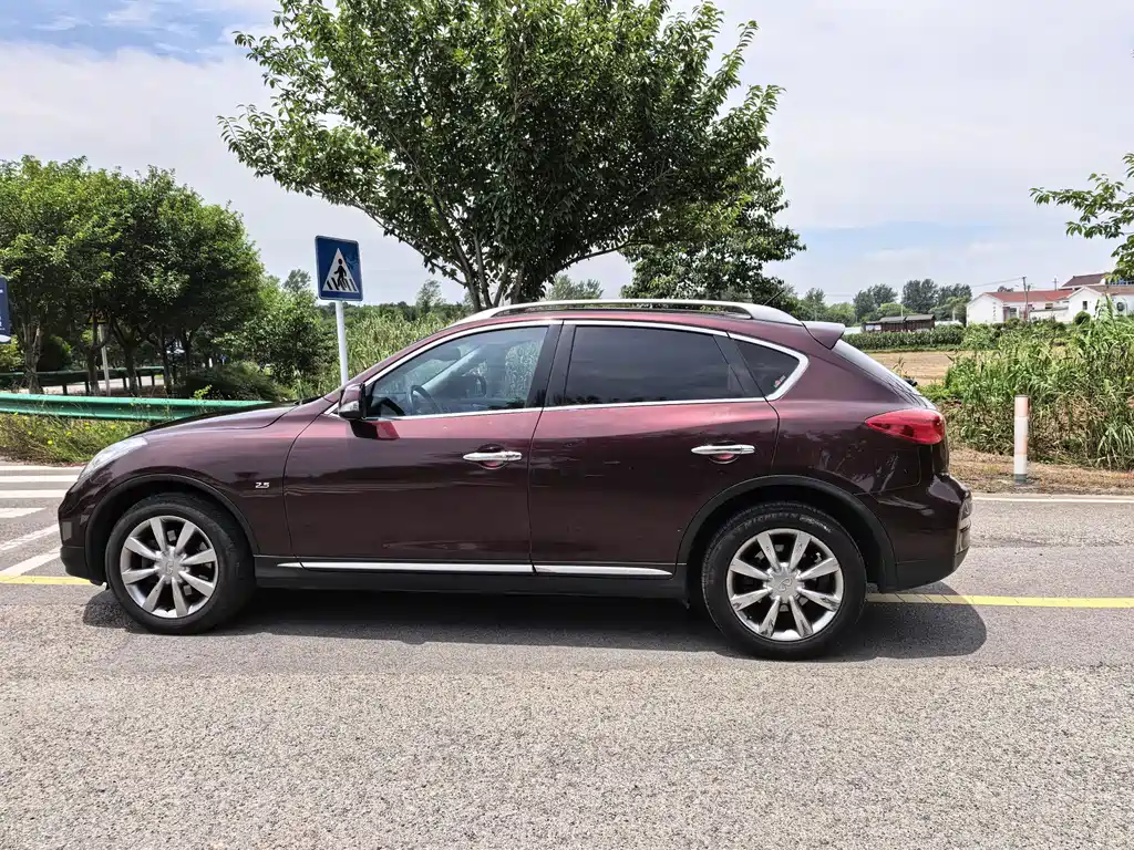 Infiniti QX50 2015 — фото 7