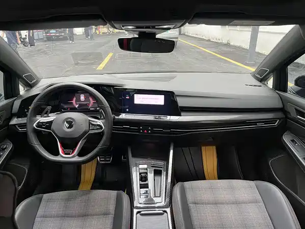 Volkswagen Golf GTI 2022