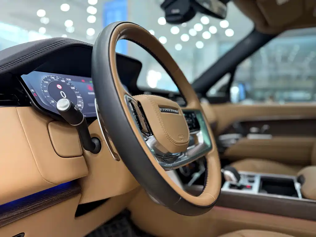 Land Rover Range Rover 2022 — фото 15