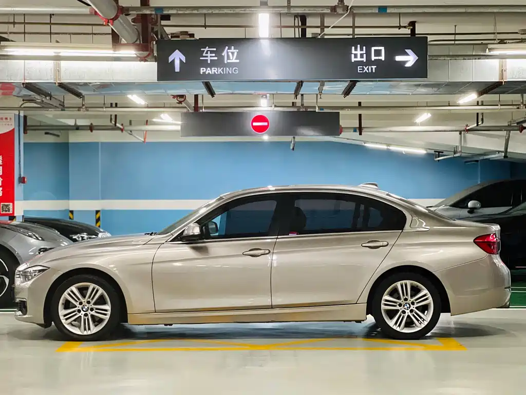 BMW 3 Series 2017 — фото 14