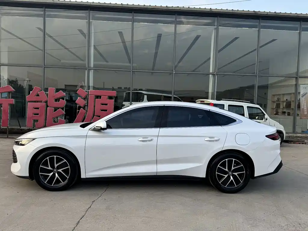 BYD Qin L 2025 — фото 5
