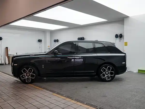Rolls-Royce Cullinan 2020