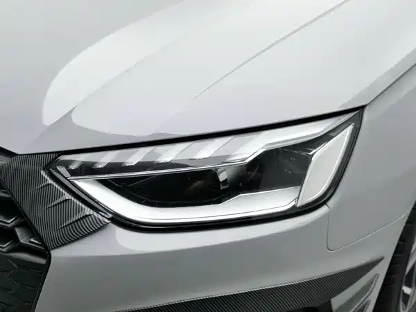 Audi A4L 2020