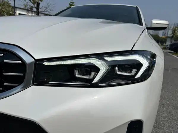 BMW 3 Series 2024
