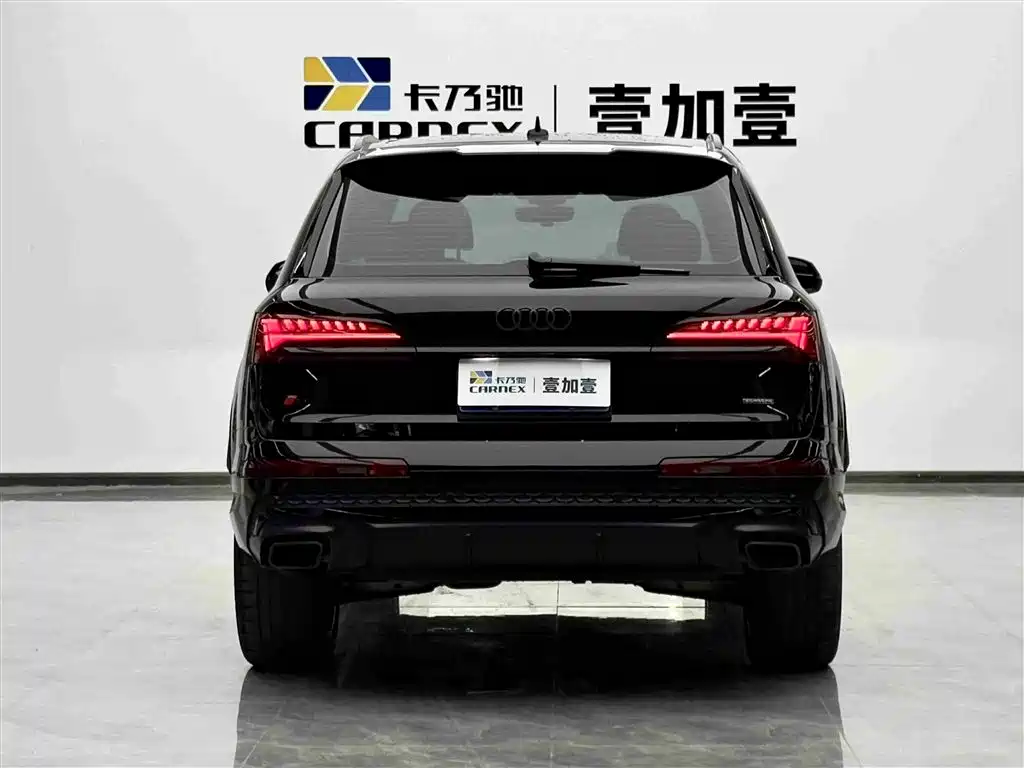 Audi Q7 2025 — фото 17
