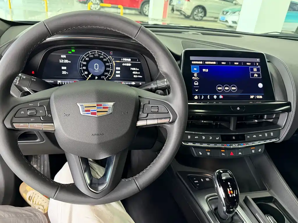 Cadillac CT5 2023 — фото 12