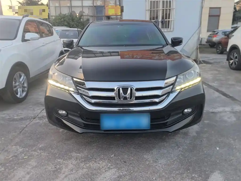 Honda Accord 2016 — фото 3