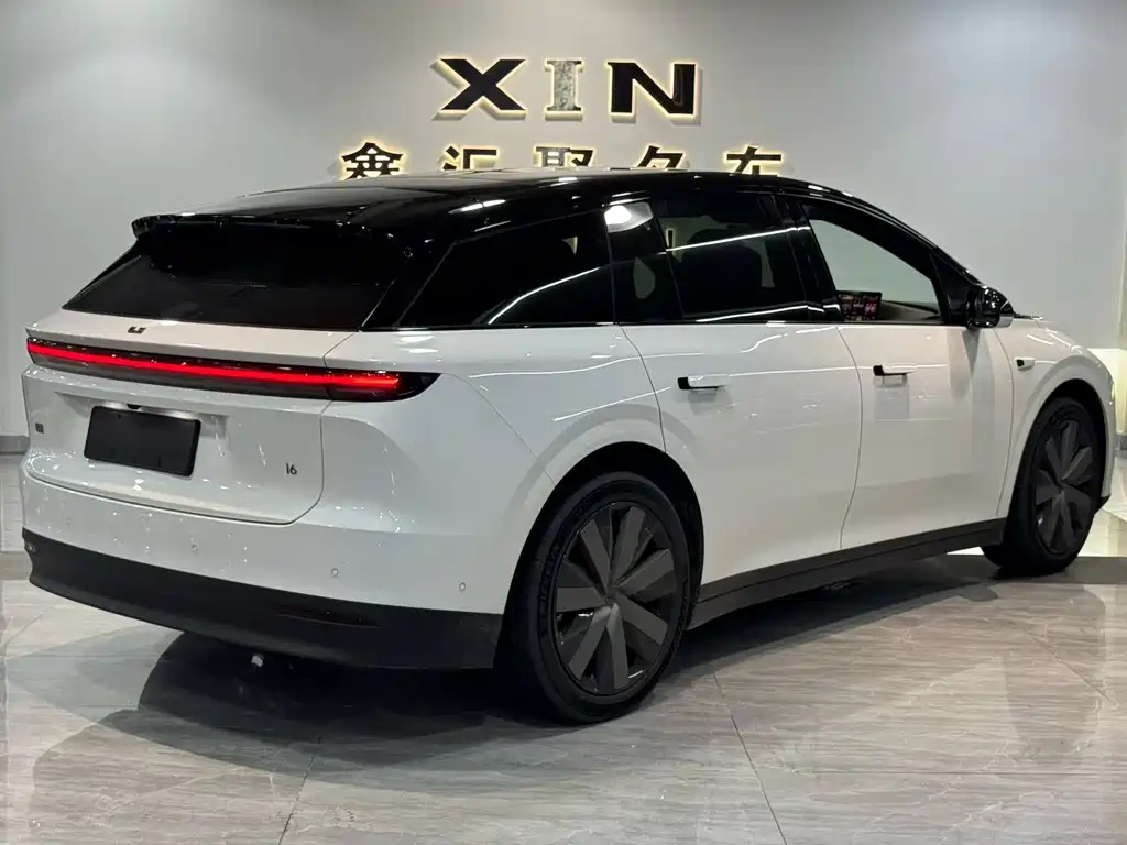 Li Auto i6 2026