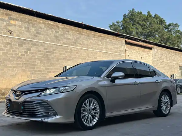 Toyota Camry 2019