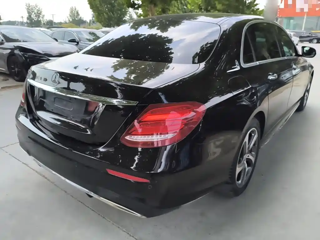 Mercedes-Benz E-Class 2017