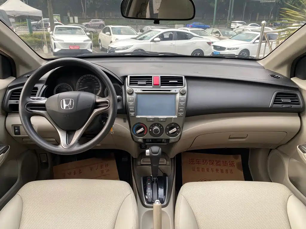 Honda City Classic 2014 — фото 14