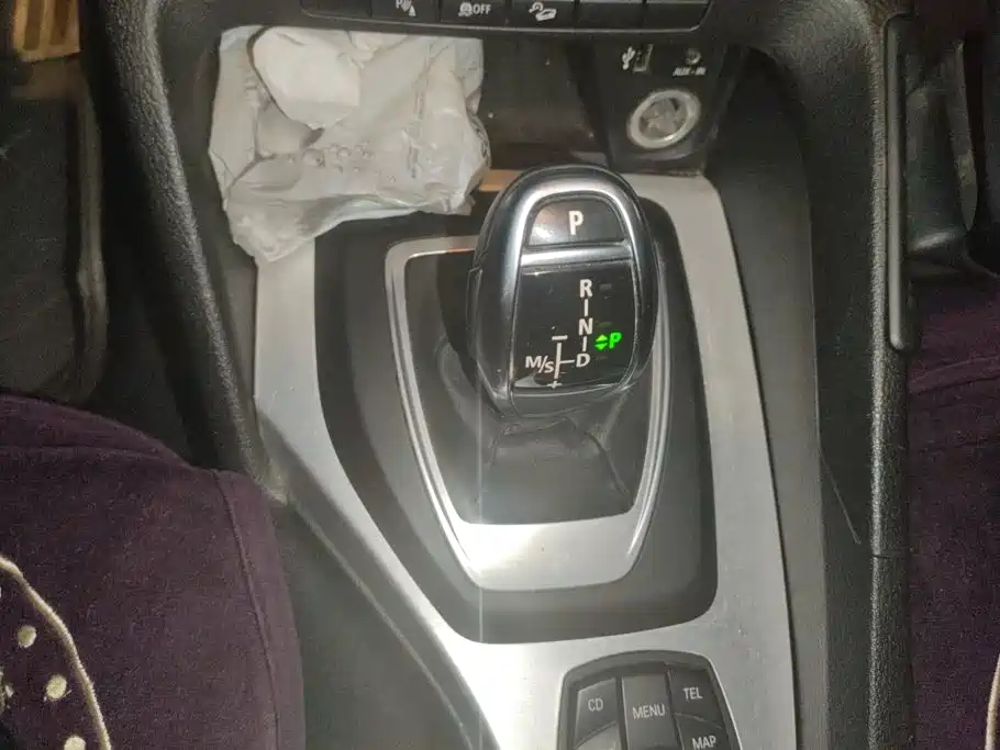 BMW X1 2012 — фото 16
