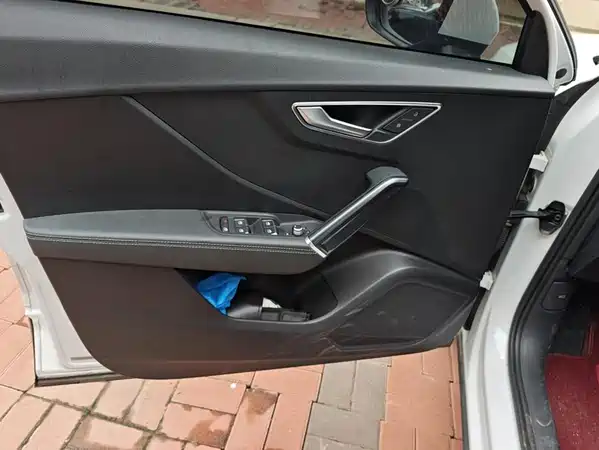 Audi Q2L 2022