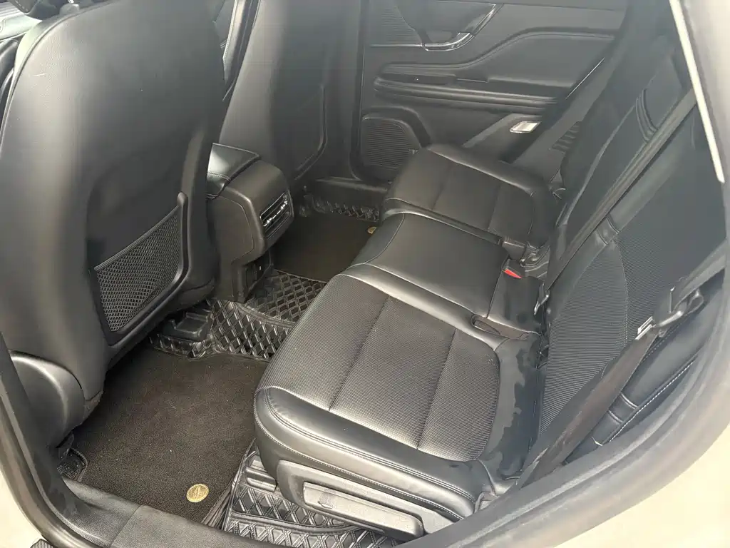 Lincoln Corsair 2021 — фото 5