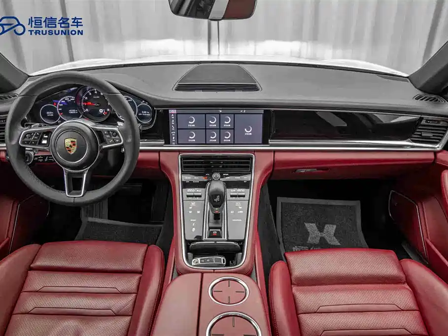 Porsche Panamera 2019 — фото 12