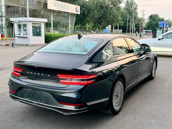 Genesis G80 2025