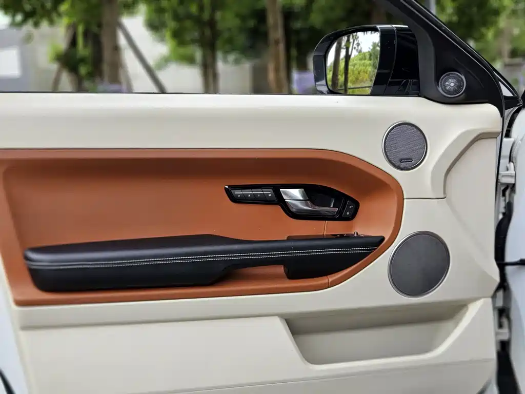Land Rover Evoque 2012 — фото 15
