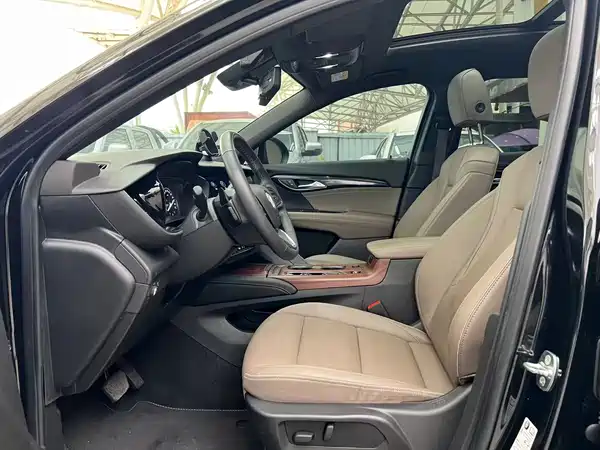 Buick Envision Plus 2024