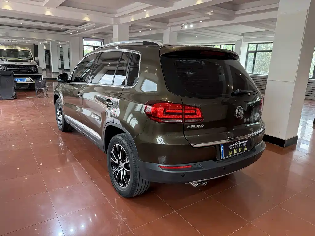 Volkswagen Tiguan 2016 — фото 17