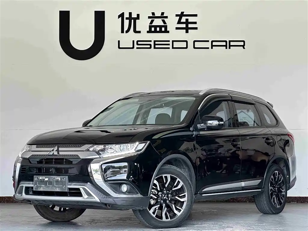 Mitsubishi Outlander 2020