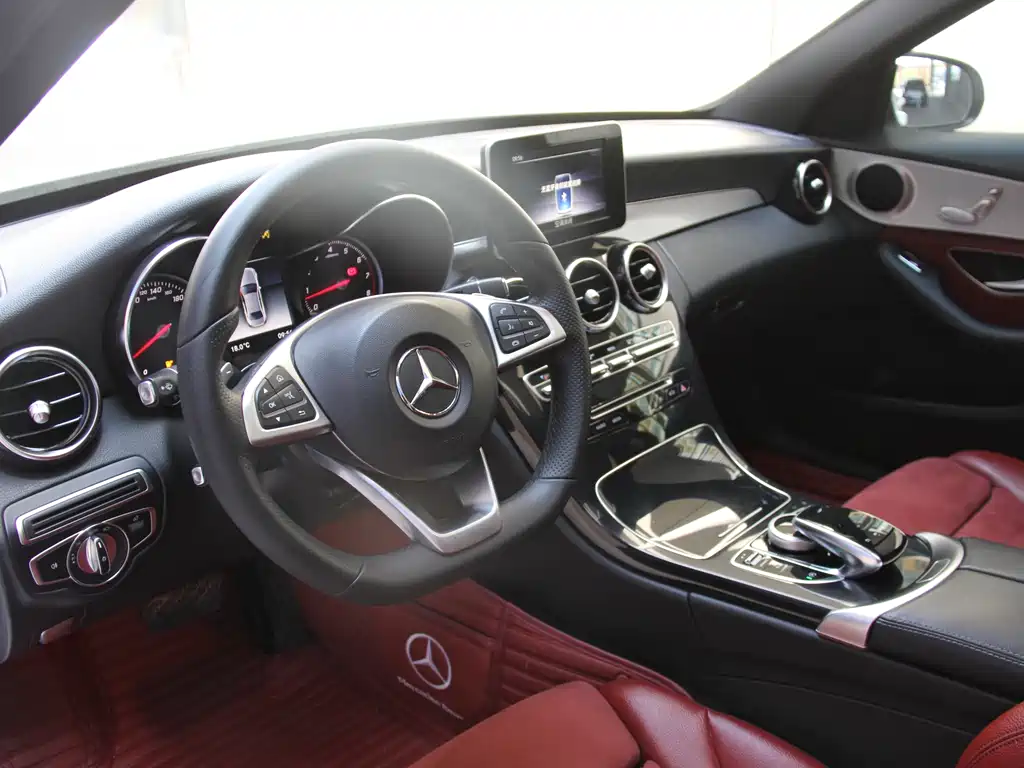 Mercedes-Benz C-Class 2018 — фото 9