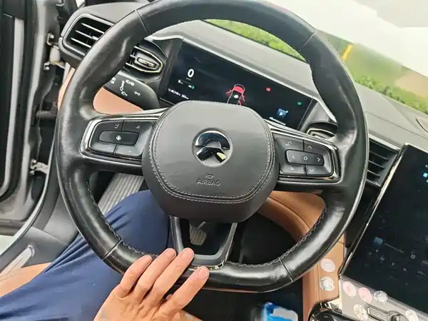 NIO ES6 2019