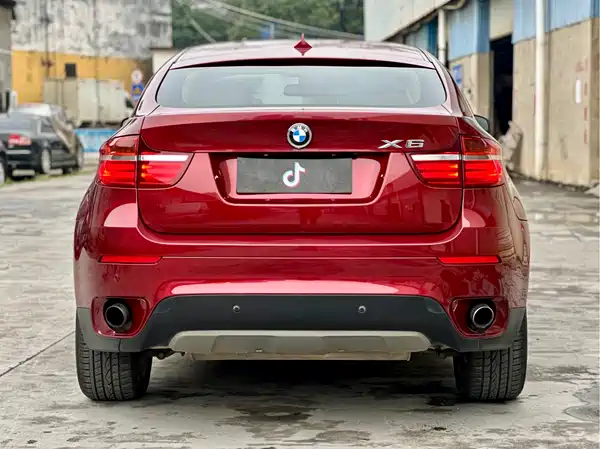 BMW X6 2013