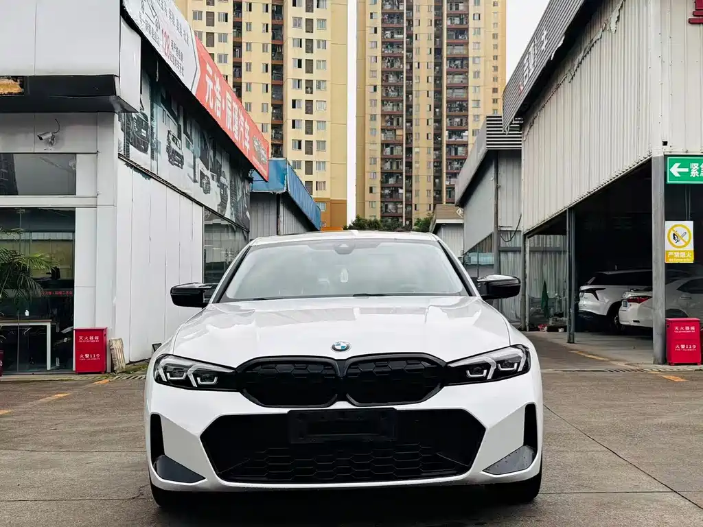 BMW 3 Series 2024