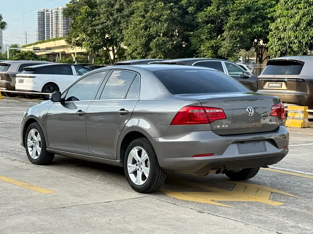Volkswagen Bora 2013