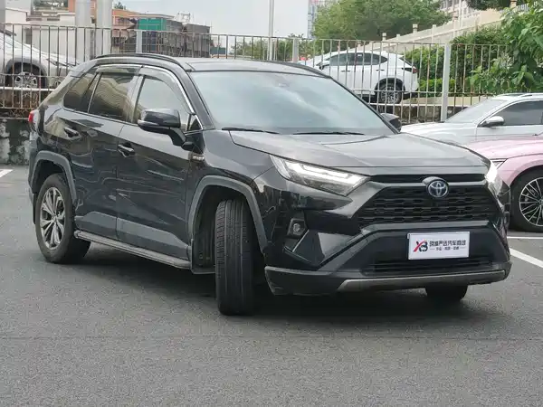 Toyota RAV4 2024