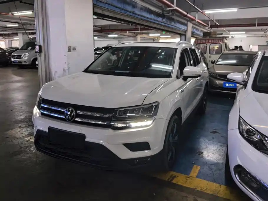 Volkswagen Tharu 2022