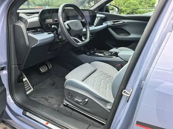 Audi Q6L E-Tron 2025
