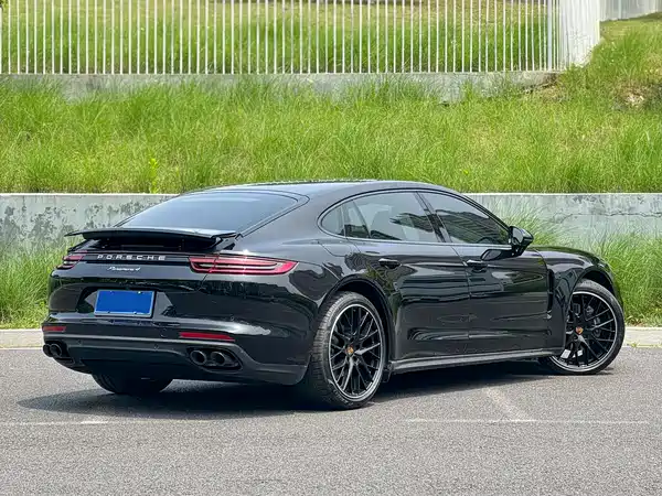 Porsche Panamera 2017