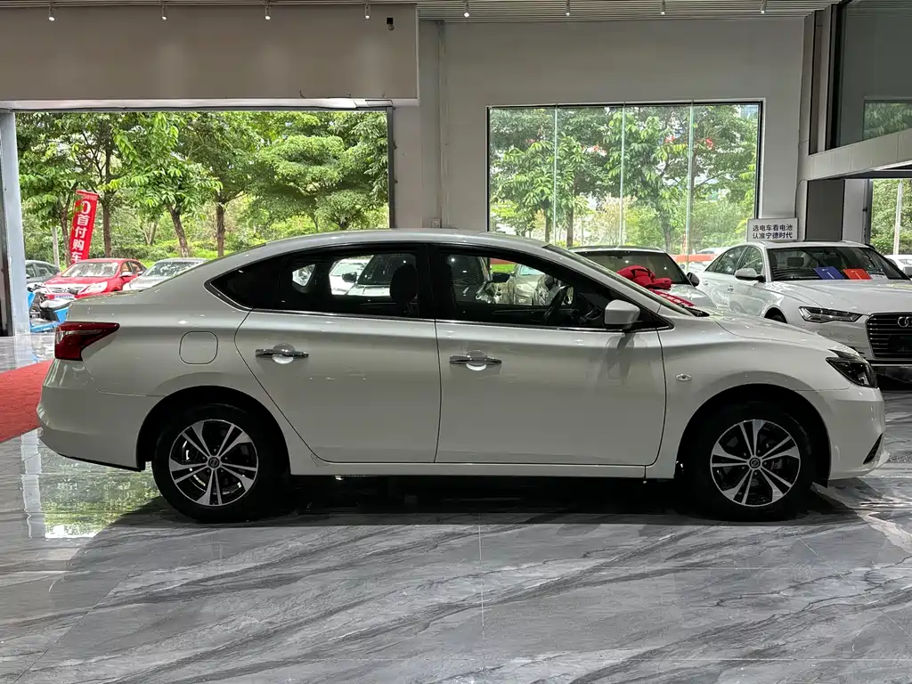 Nissan Sylphy 2020 — фото 30