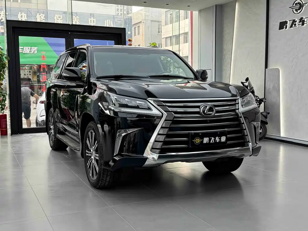 Lexus LX 2019