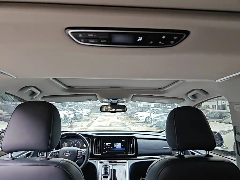 GAC Motor Trumpchi M8 2022 — фото 18