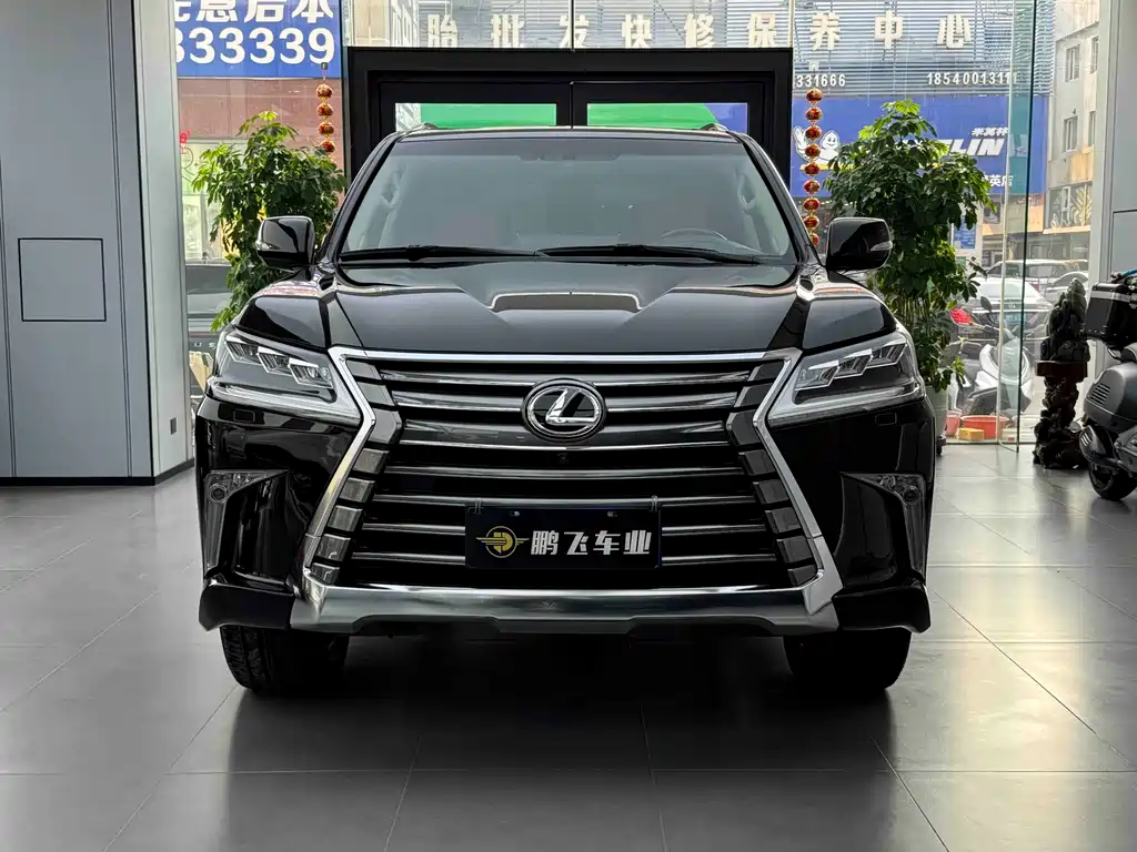 Lexus LX 2019