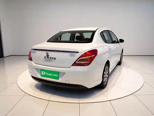 Peugeot 308 2015