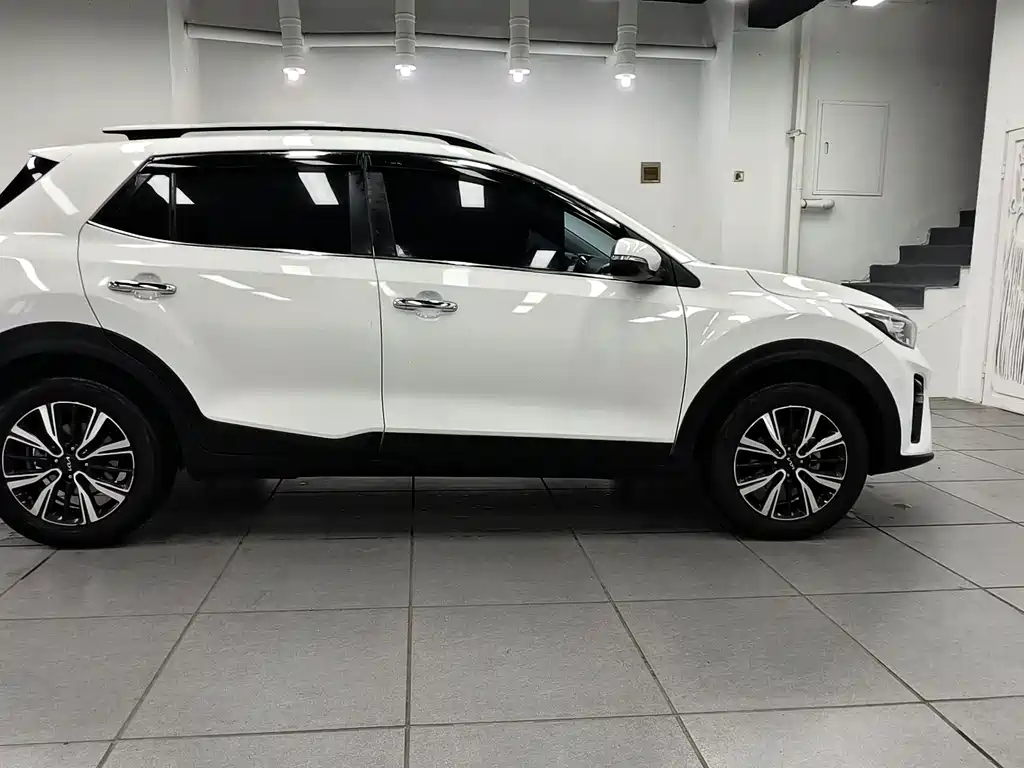 Kia KX1 2022