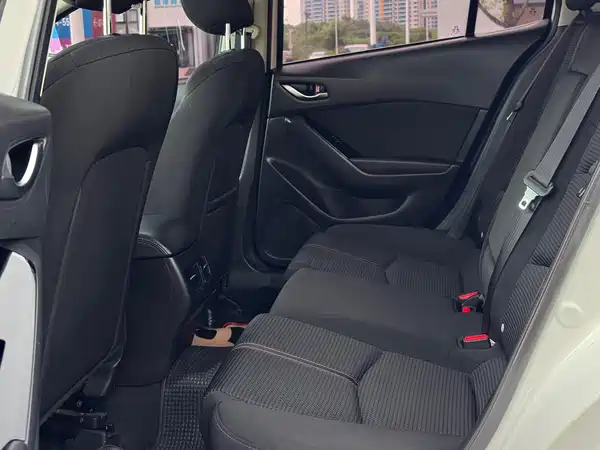 Mazda 3 Axela 2019