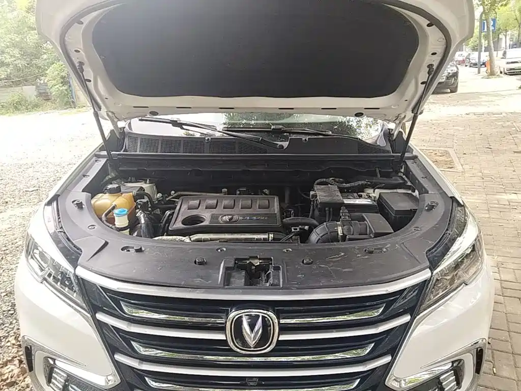 Changan CS85 COUPE 2019 — фото 20