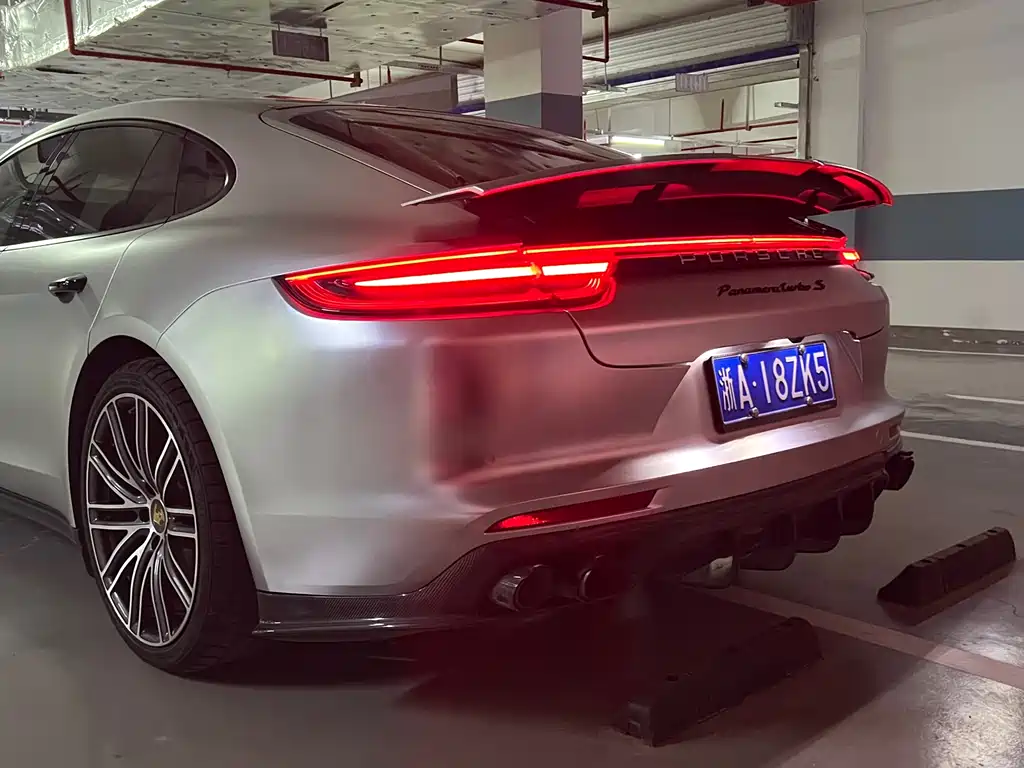 Porsche Panamera 2017 — фото 4