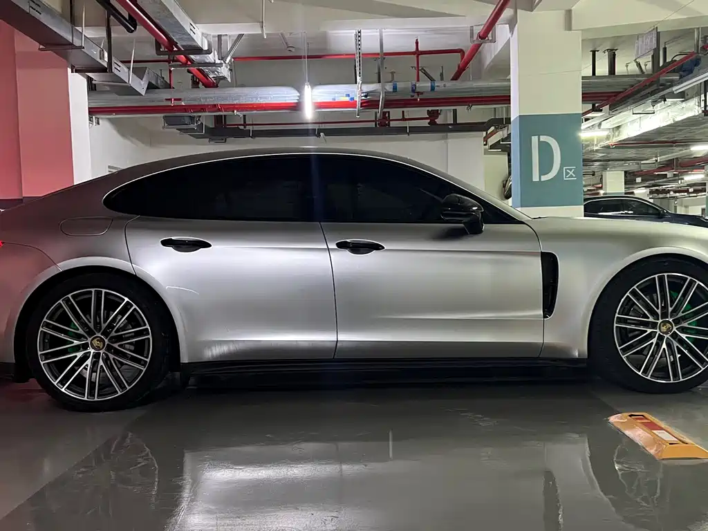 Porsche Panamera 2017 — фото 6